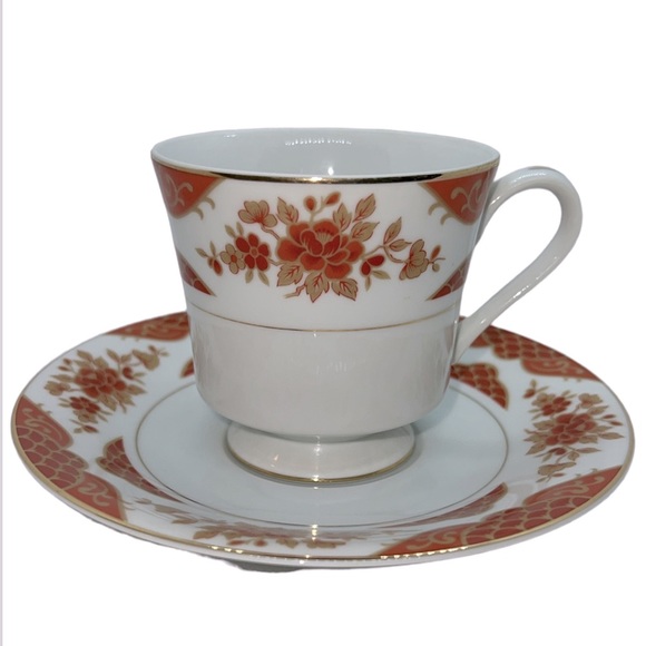 MIKASA EMPRESS FOOTED TEACUP AND SAUCER FINE CHINE VINTAGE L6009 - Picture 4 of 14